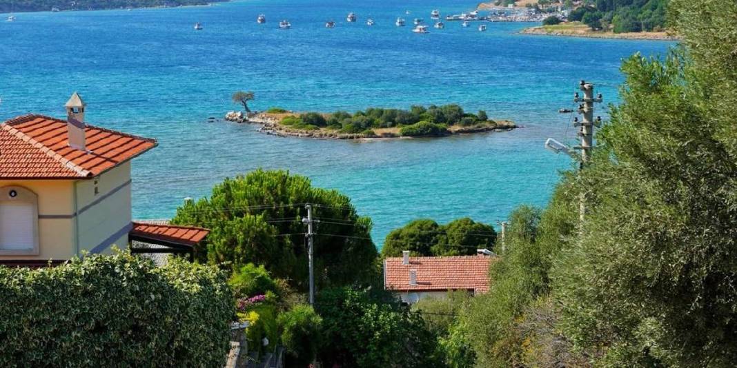 Huzurun gün batımıyla buluşma adresi! İzmir’e gitmek için bir neden daha: Kalabalık yok, deniz ve sessizlik var 2